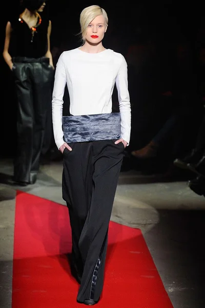 Look 29